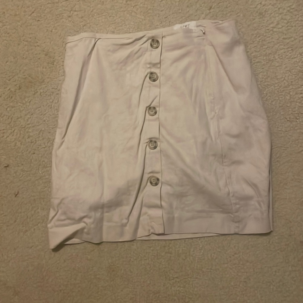 LOFT cream linen pencil skirt with buttons